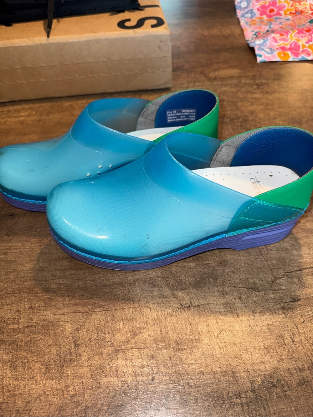 Dansko Blue Professional Nursing Clogs Slip Resistant Size 38 - Picture 4 of 6